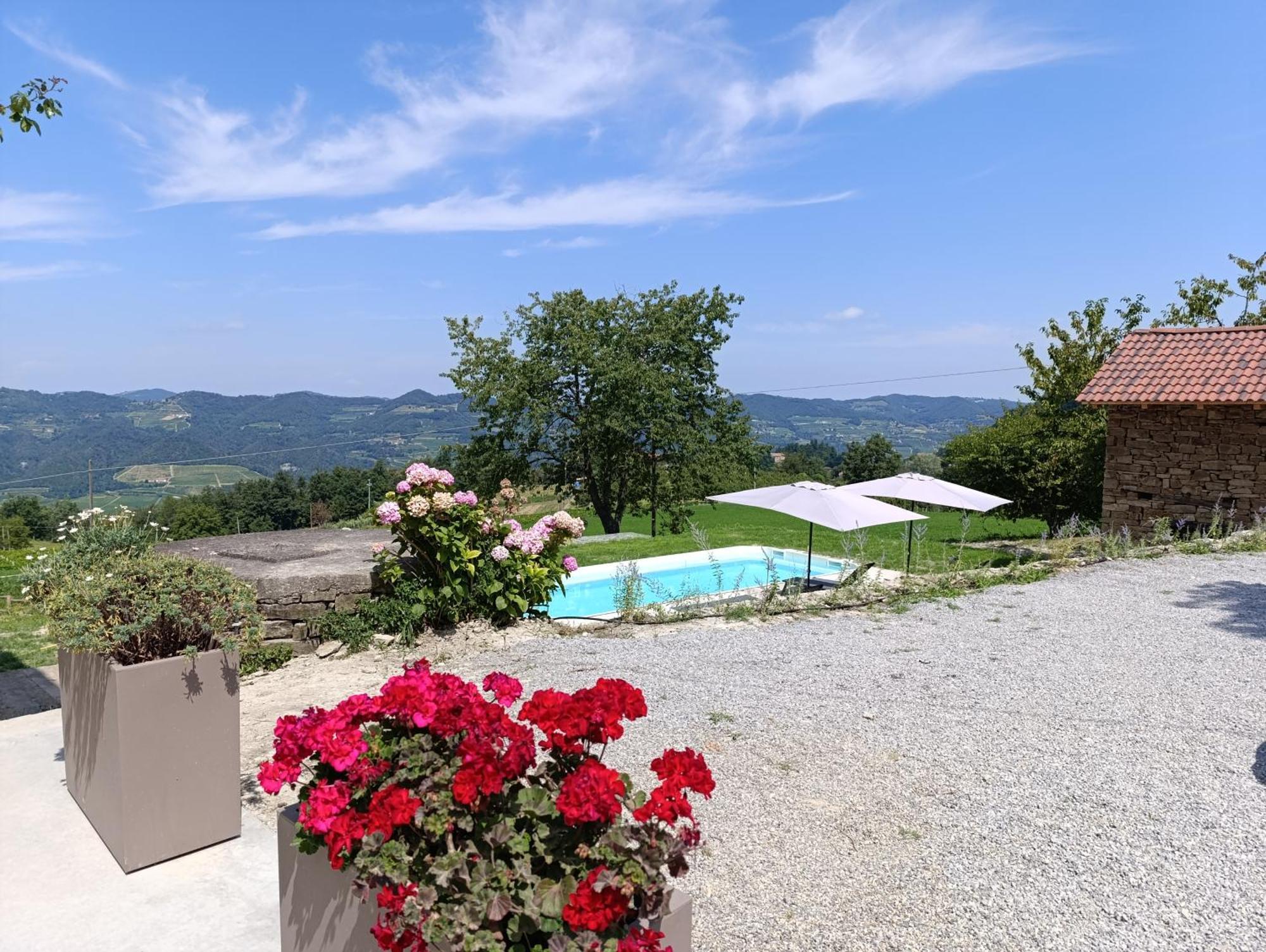 Agriturismo La Margherita San Giorgio Scarampi 外观 照片